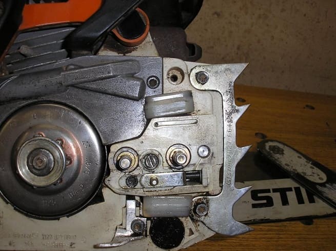 how-to-adjust-oiler-on-stihl-chainsaw
